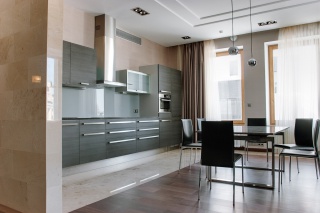 снять просторную стильную квартиру в элитном ЖК "Дом у Моря" С-Петербург